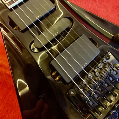 ESP edwards E-C-105V Flying V Chisato signature penicillin Black beauty dv8 image 3