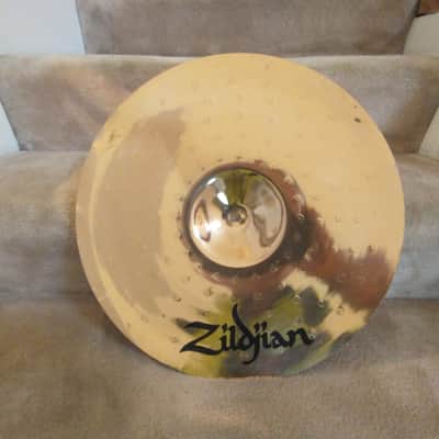Zildjian ZBT 18-in crash ride cymbal nice lower cost cymbal clean condition image 5