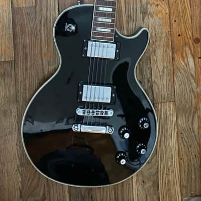 MIJ Les Paul custom  1970’s Ebony and chrome image 2