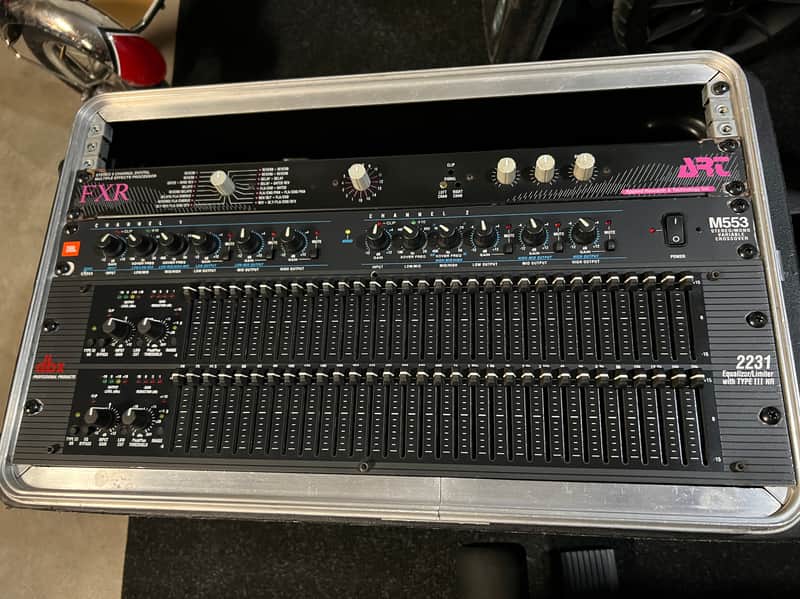 dbx 2231 2-Channel 31-Band Graphic Equalizer/Limiter w/ Type III Noise Reduction