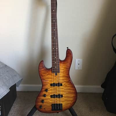 Sadowsky NYC 21 Fret Left Handed 2001 Quilted Maple Tobacco Burst image 3