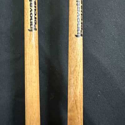 Innovative Percussion IP200 Mallets, Med Soft, 1 Pair, Birch w/Teal Yarn - NEAR MINT image 8