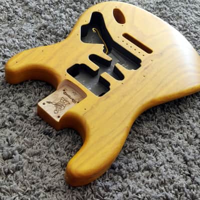 Warmoth 1-piece lightweight solid Swamp-Ash Stratocaster Body image 16