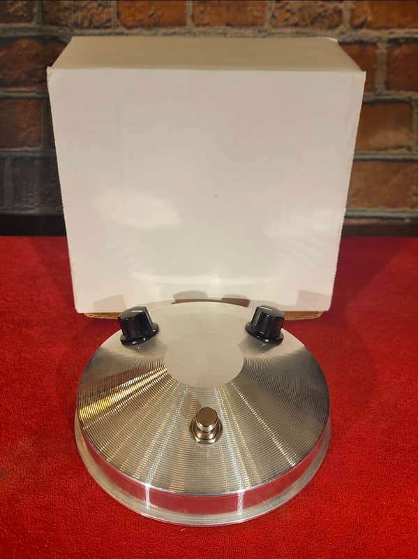 Lovepedal Bullnose Billet Fuzz Pedal w/ Original Box image 1