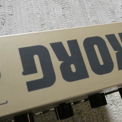 Korg MicroKORG 37-Key Synthesizer/Vocoder - Silver image 8