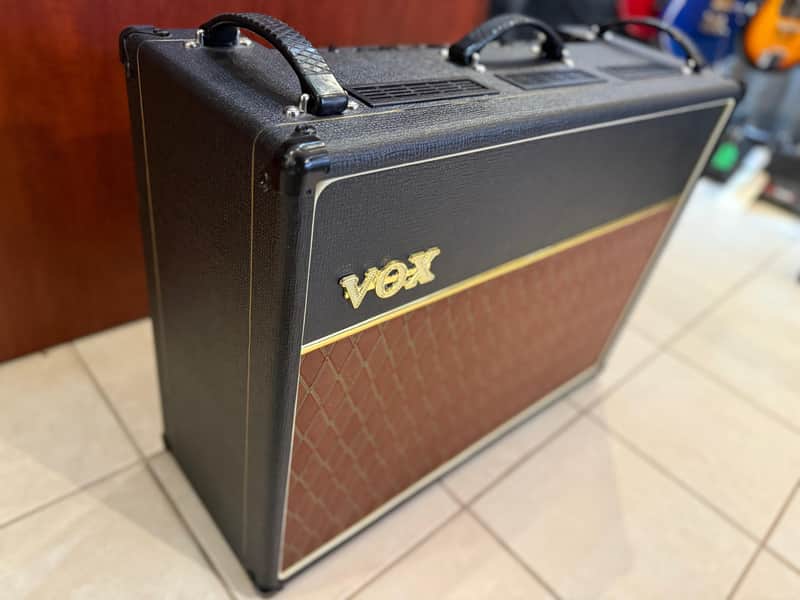 Vox AC30CC2 Custom Classic 2-Channel 30-Watt 2x12