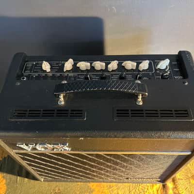 Vox Valvetronix VT40+ - Black image 2