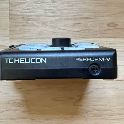 TC Helicon Perform-V 2016 - 2021 - Black image 3