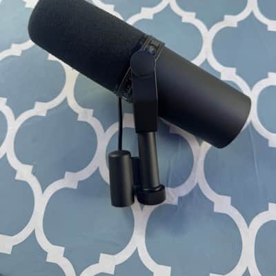 Shure SM7B Cardioid Dynamic Microphone 2001 - Present - Black image 7