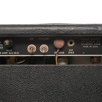 1964 – Fender Concert Amp: 4x10 Combo image 4