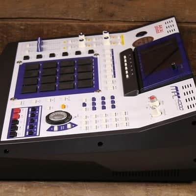 Akai MPC 4000 Music Production Center image 4