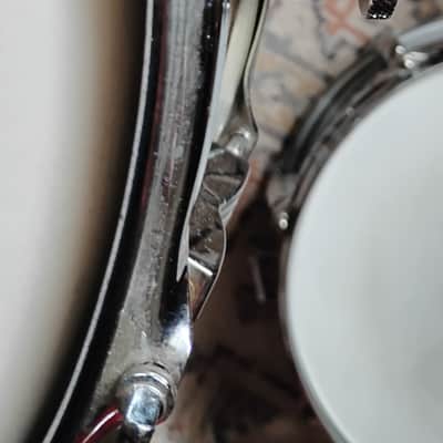 Ludwig No. 900 Super Classic 5.5x14" 8-Lug Snare Drum with P-87 Strainer, Keystone Badge 1960 - 1966 - White Marine Pearl image 2