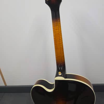 Gibson Byrdland 1989 - Sunburst image 6