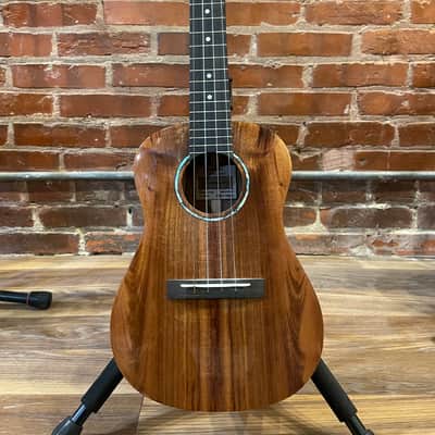 Romero Creations C-K Koa Concert Ukulele image 1