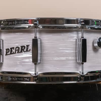 Pearl President Series 5.5x14 Phenolic White Oyster Snare Drum image 2