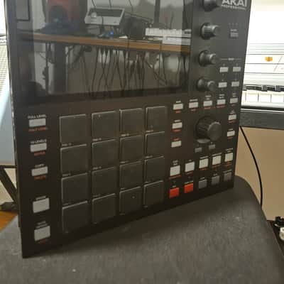 Akai MPC One (with case/cables/charger) image 8