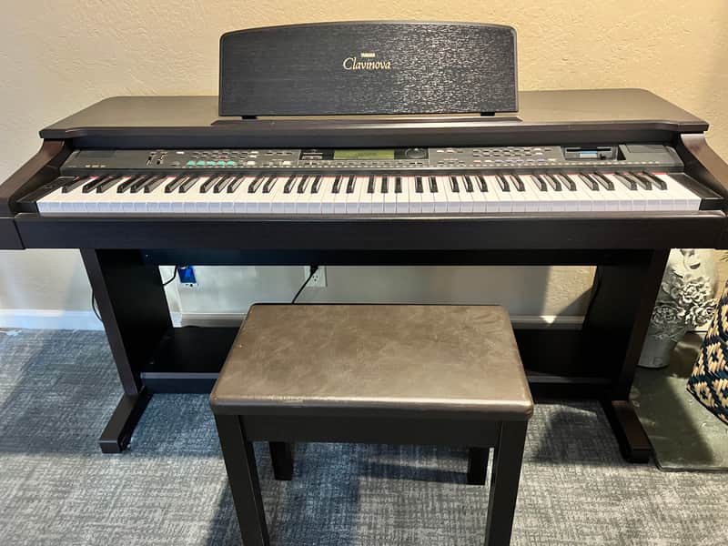 Yamaha Clavinova 1995 Dark wood | Reverb Yamaha Clavinova 1995 Dark wood | Reverb