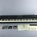 Roland XP-80 76 keysworkstation synthesizer + manual/disk “new battery”