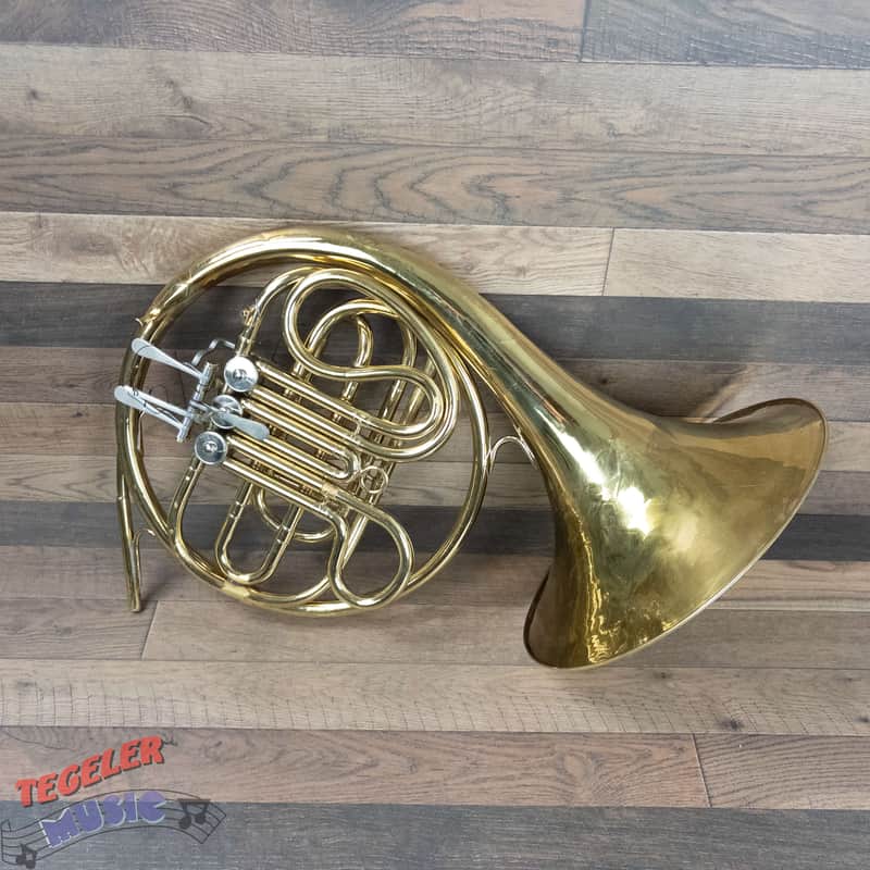 FOR PARTS OR REPAIR-CONN French Horn w/case image 1