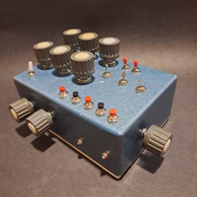 Handmade XORium iteration 3 noise synth with XOR, VCO, freq divider 2026 image 6