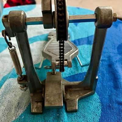 Vintage Pearl P-100 pedal. Beater is not included image 2