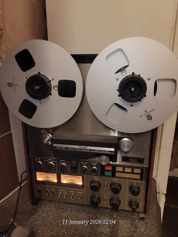 TEAC A-7300 1/4" 2-Track Reel to Reel Tape Recorder 1970s - Silver image 1