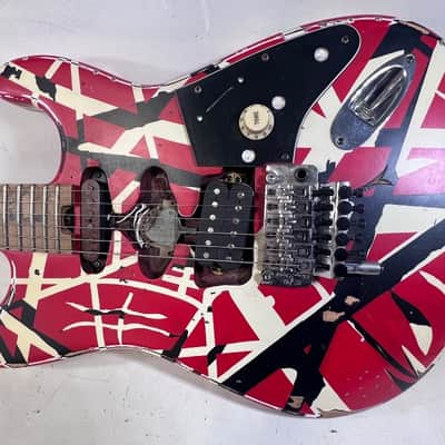 EVH Striped Series Frankie 2020 - Present - Red / White / Black Stripes Relic image 6