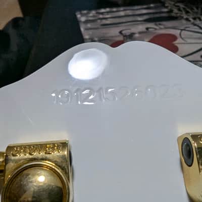 Epiphone Les Paul Custom 2020 - Present - Alpine White image 5