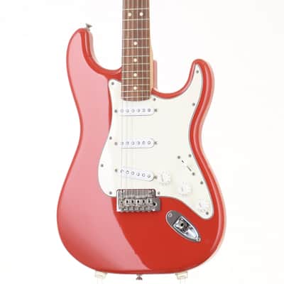 Fender Player Stratocaster with Pau Ferro FB in Sonic Red (2018) [MX18045311] (05/18) image 6