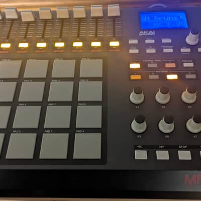 Akai MPD32 | Reverb