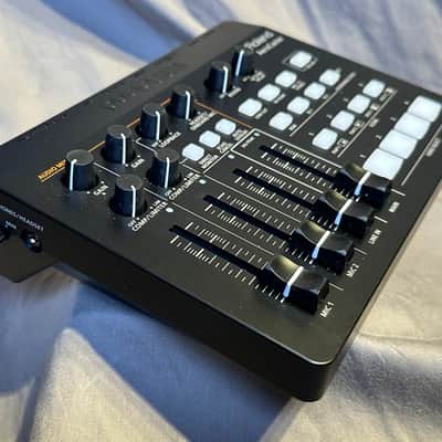 Roland VRC-01 AeroCaster Live Streaming System image 11
