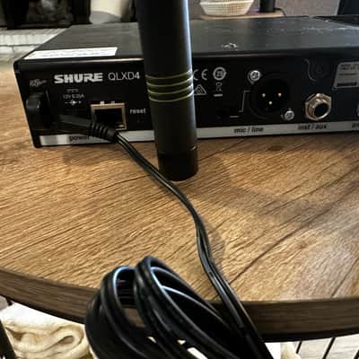 Shure QLXD4 Wireless Receiver– G50 Band – Mint Condition image 3