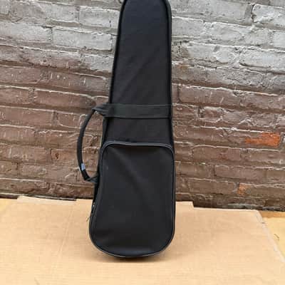 Cremona 4/4 Violin Outfit w/ Bow, Case & Shoulder Rest – Used image 15