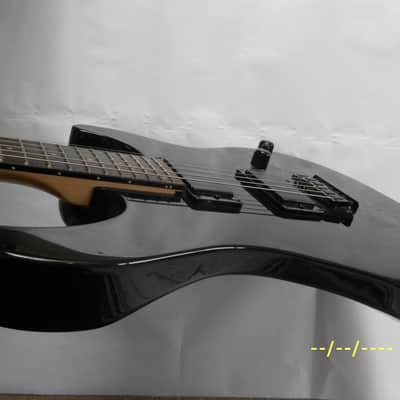 Peavey AT-200 Auto Tune Self-Tuning  Electric Guitar Black image 2