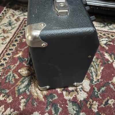 Fender Frontman 10G 10-Watt 1x6" Guitar Practice Amp 2007 - Present - Black image 4