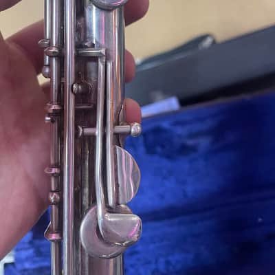 King Cleveland 610 Flute w/ Hard Case Blue Lining (parts/ repairable) image 10