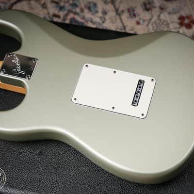 Fender American Standard Stratocaster 1997 Shoreline Gold image 14