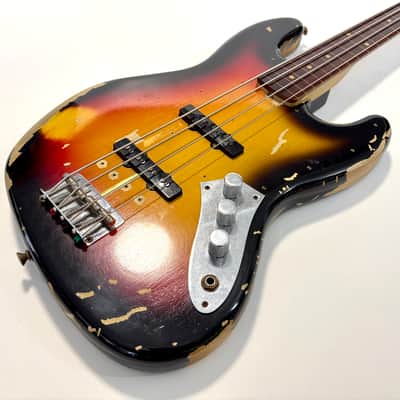 Fender Jazz Bass Jaco Pastorius Tribute Relic 2013 Custom Shop Sunburst Fretless image 4