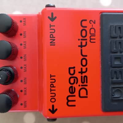 Boss MD-2 Mega Distortion (Silver Label) 2001 - Present - Red image 2