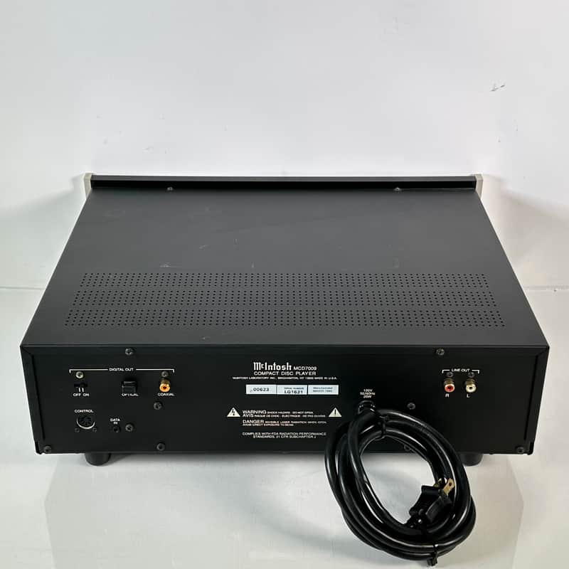 McIntosh MCD-7009 CD Player w/ Remote | Reverb