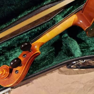 Suzuki No. 220 1/2 Violin, Japan 1979, with case&bow, Fair Condition image 9
