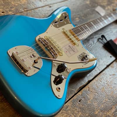 Fender Japan Limited Edition Jaguar FSR Lake Placid Blue with Matching Headstock, Block Inlays and Neck Binding image 3