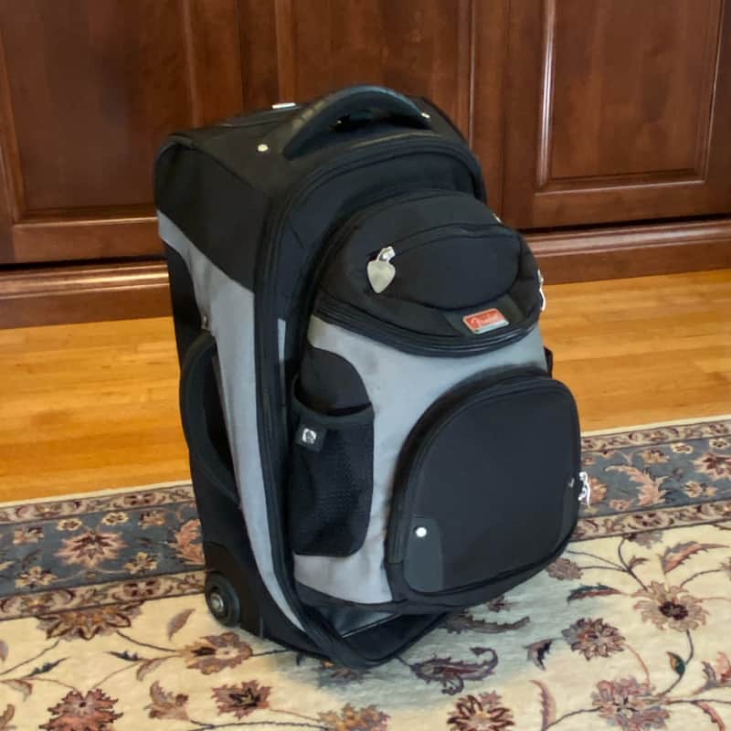 Fender - Wheeled Suitcase w/ Detachable Gig Bag Style Back Pack image 1