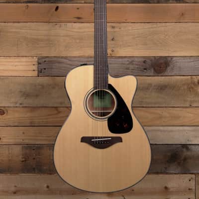 Yamaha FSX800C Acoustic/Electric Guitar Natural image 4