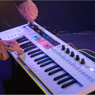 Arturia - Keystep Pro - All-in-One Performance MIDI Controller, Sequencer and Arpeggiator - 4 Polyphonic Sequencer Tracks, 24-Part Drum Sequencer, MIDI & CV Connectivity, 37-Note Slim Keybed image 5