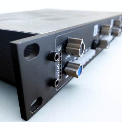 API 3124V 4-Channel Mic Preamp - Present - Black - Mint - Less than 1 year old image 2
