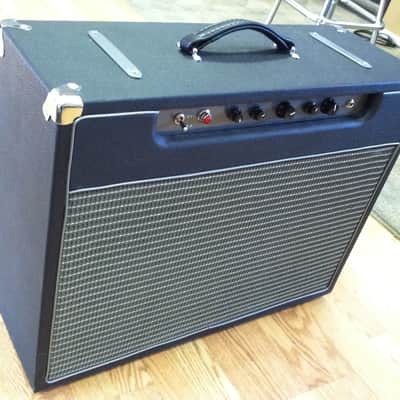 SHO Amplification - 7591 25 watt, 2x10 combo w/ tube tremolo image 4
