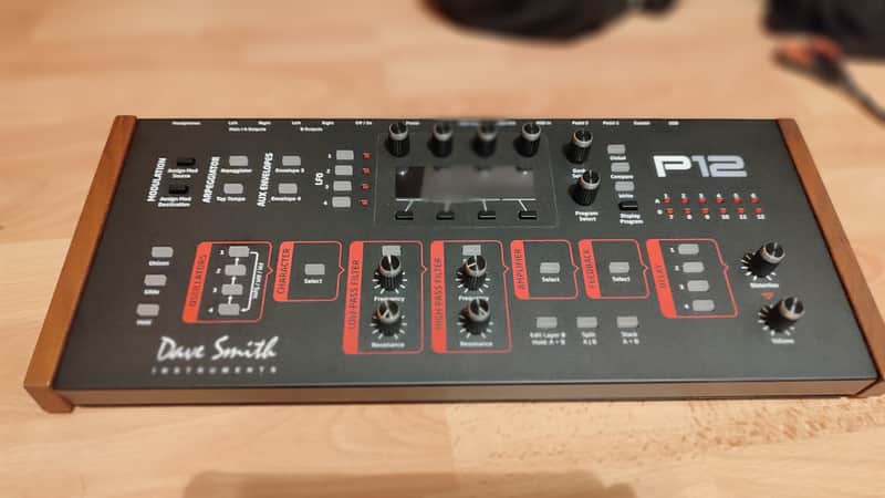 Dave Smith Instruments Prophet 12 Desktop 12-Voice Polyphonic