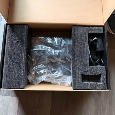 Line 6 POD GO Multi-Effect and Amp Modeler 2020 - Present - Black - with originalbox image 2