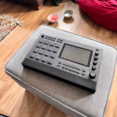 Akai MPC Live II Standalone Sampler / Sequencer 2020 - Present - Black image 2